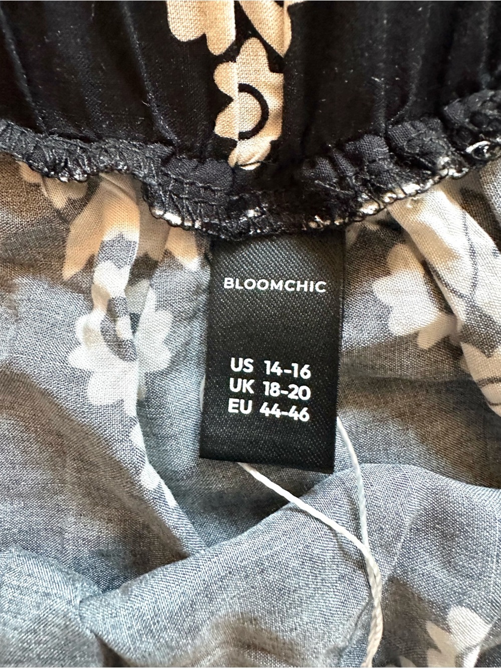 NWT BloomChic Black Ivory Midi Skirt Pockets Elastic Waist Rayon 14/16 - Picture 3 of 10
